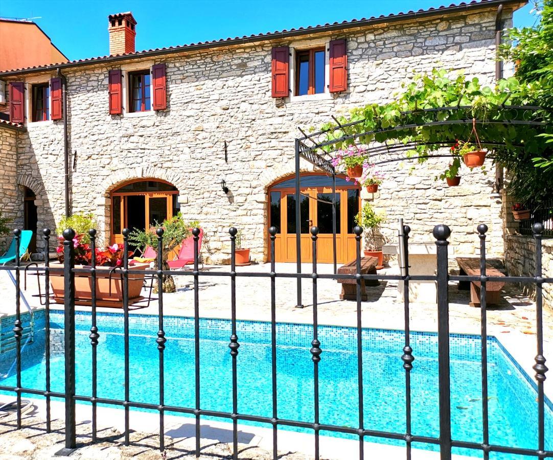 Villa Rustica Buje Luaran gambar