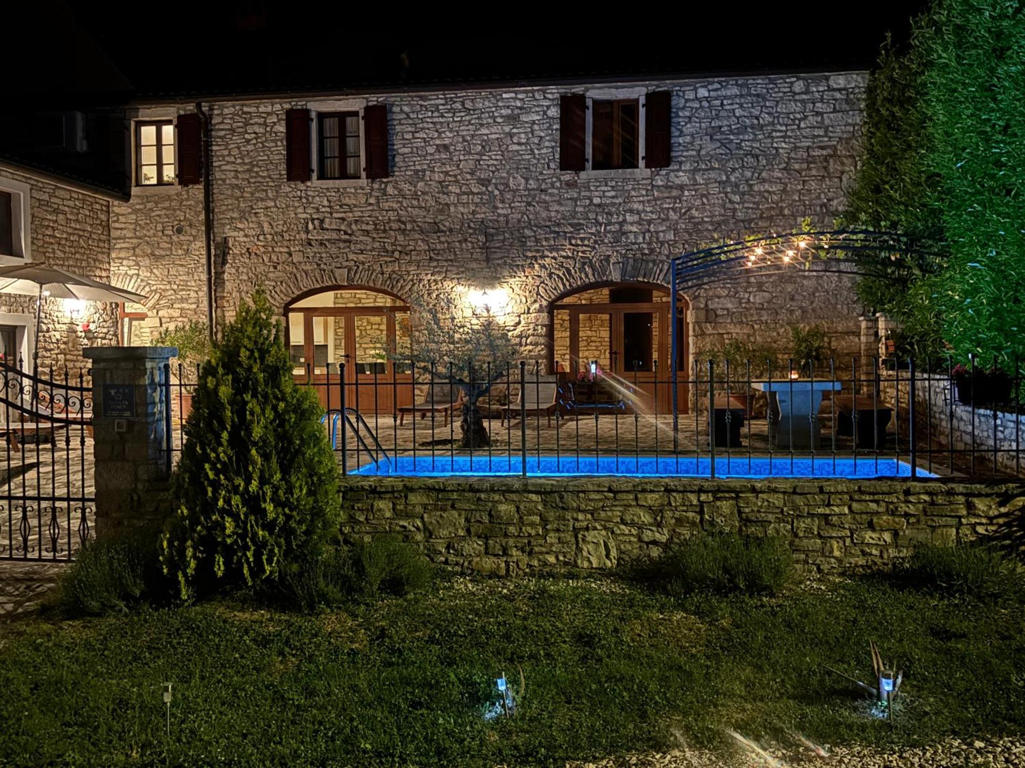 Villa Rustica Buje Luaran gambar